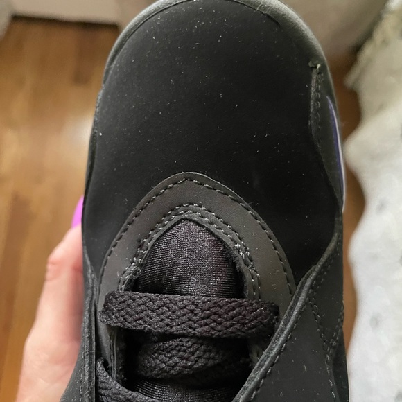 Retro Aqua Air Jordan 8s. “Big Kids” size 4.5. Comes in original box. Like new! - Picture 6 of 8